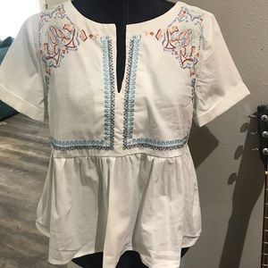 NWOT ROMWE EMBROIDERED TOP